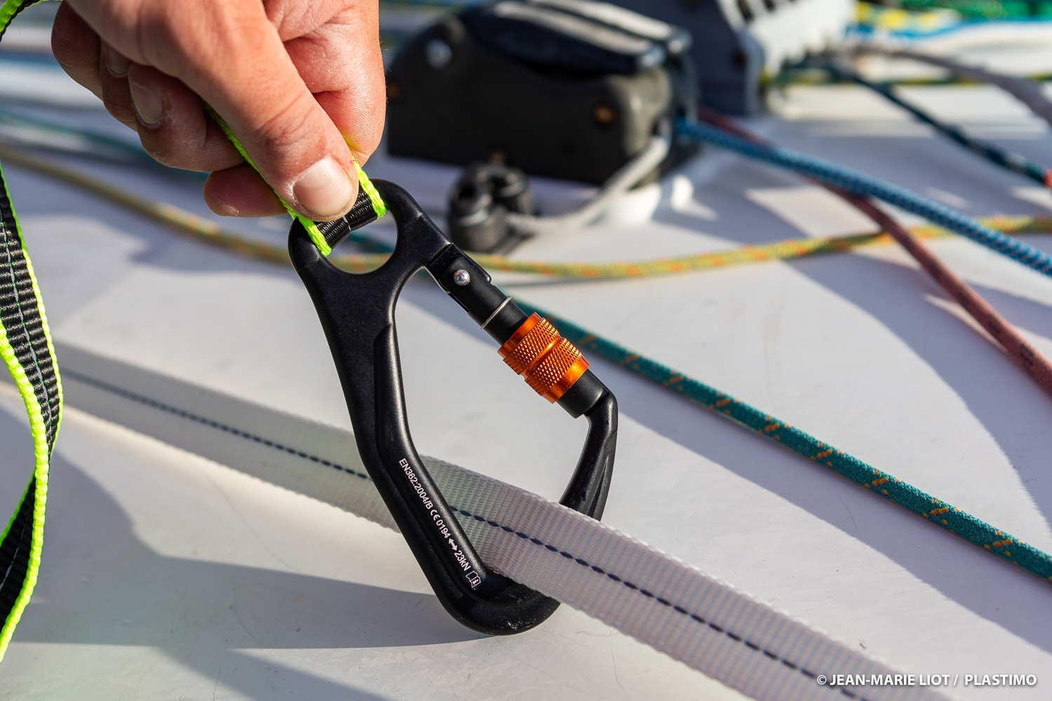 Retro-reflective strap jacklines - imagine 2