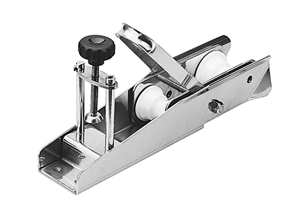 Locking device for bow roller - imagine 2